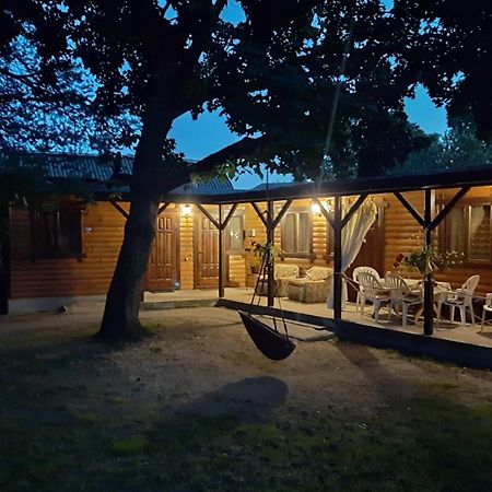 Gasthaus Садиба Орисин Явір Orysyn Yavir Switjas Exterior foto
