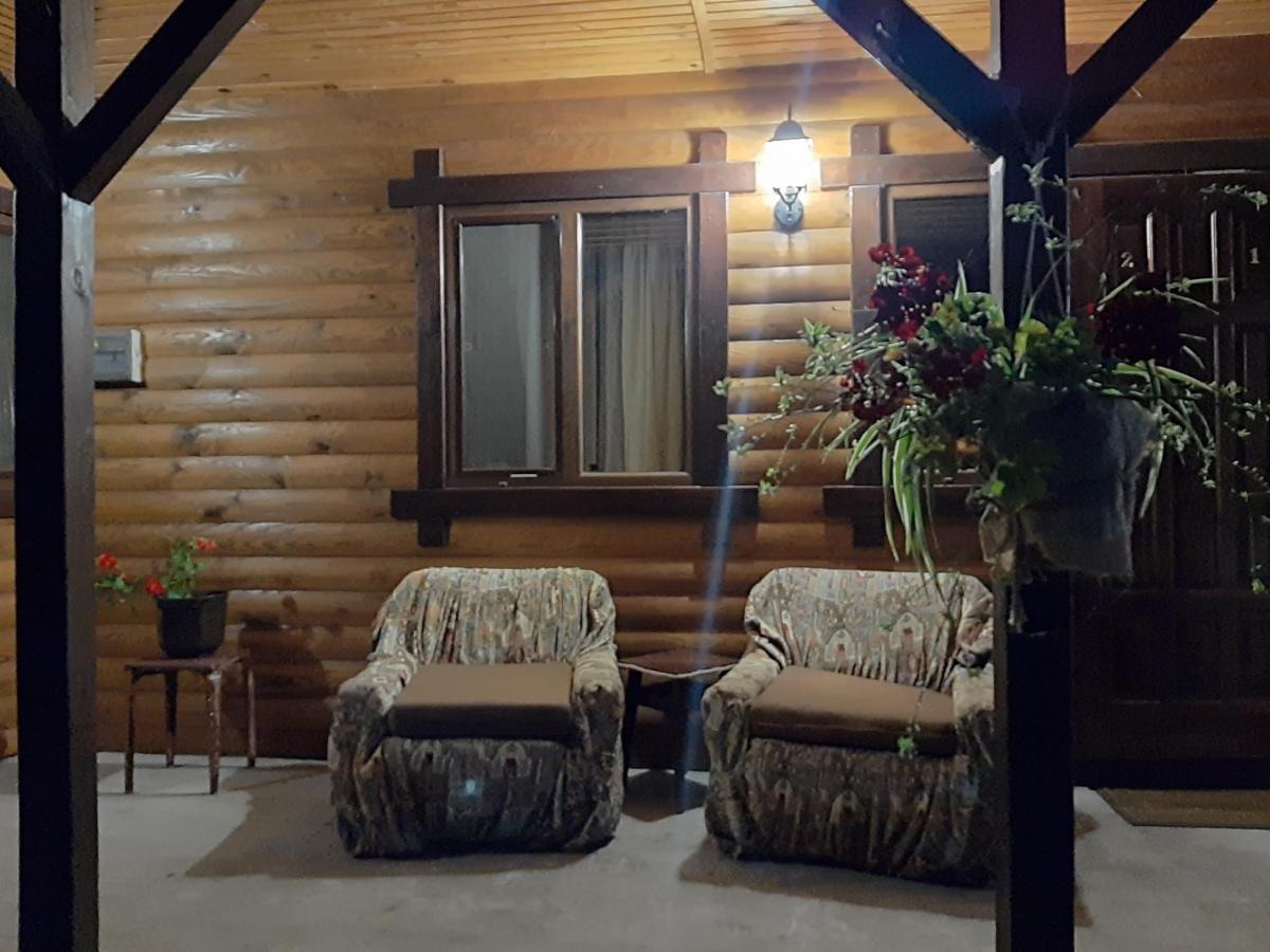 Gasthaus Садиба Орисин Явір Orysyn Yavir Switjas Exterior foto