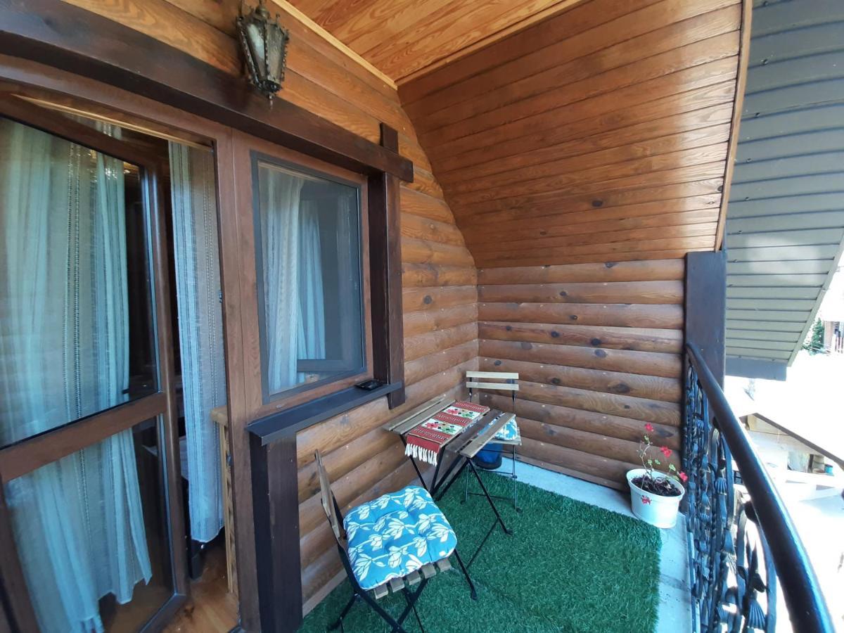 Gasthaus Садиба Орисин Явір Orysyn Yavir Switjas Exterior foto