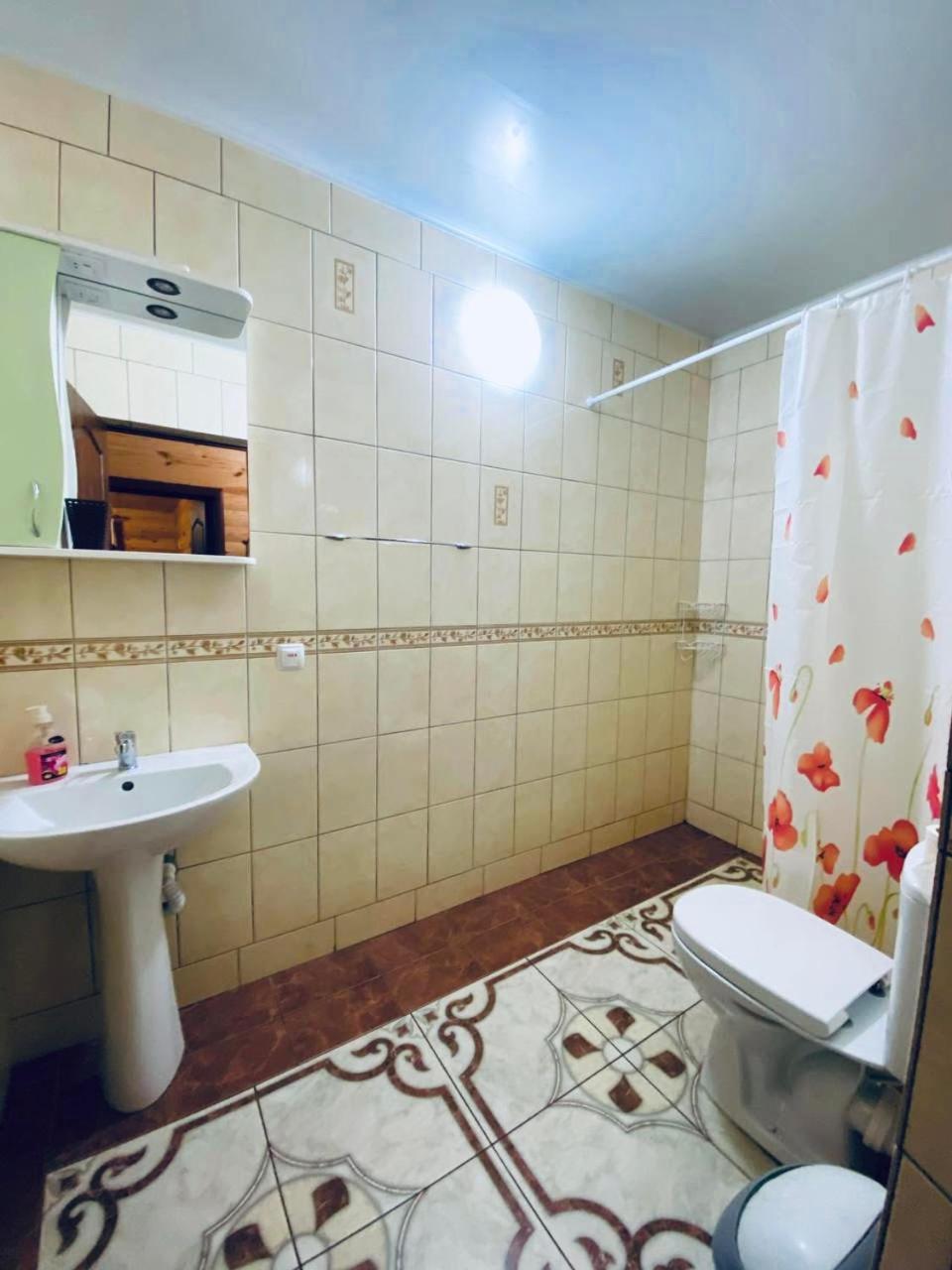 Gasthaus Садиба Орисин Явір Orysyn Yavir Switjas Exterior foto