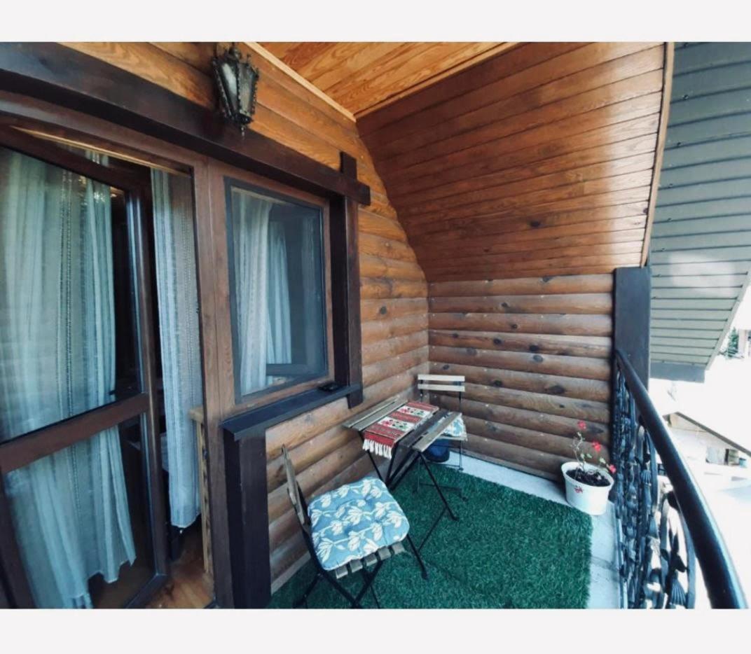 Gasthaus Садиба Орисин Явір Orysyn Yavir Switjas Exterior foto